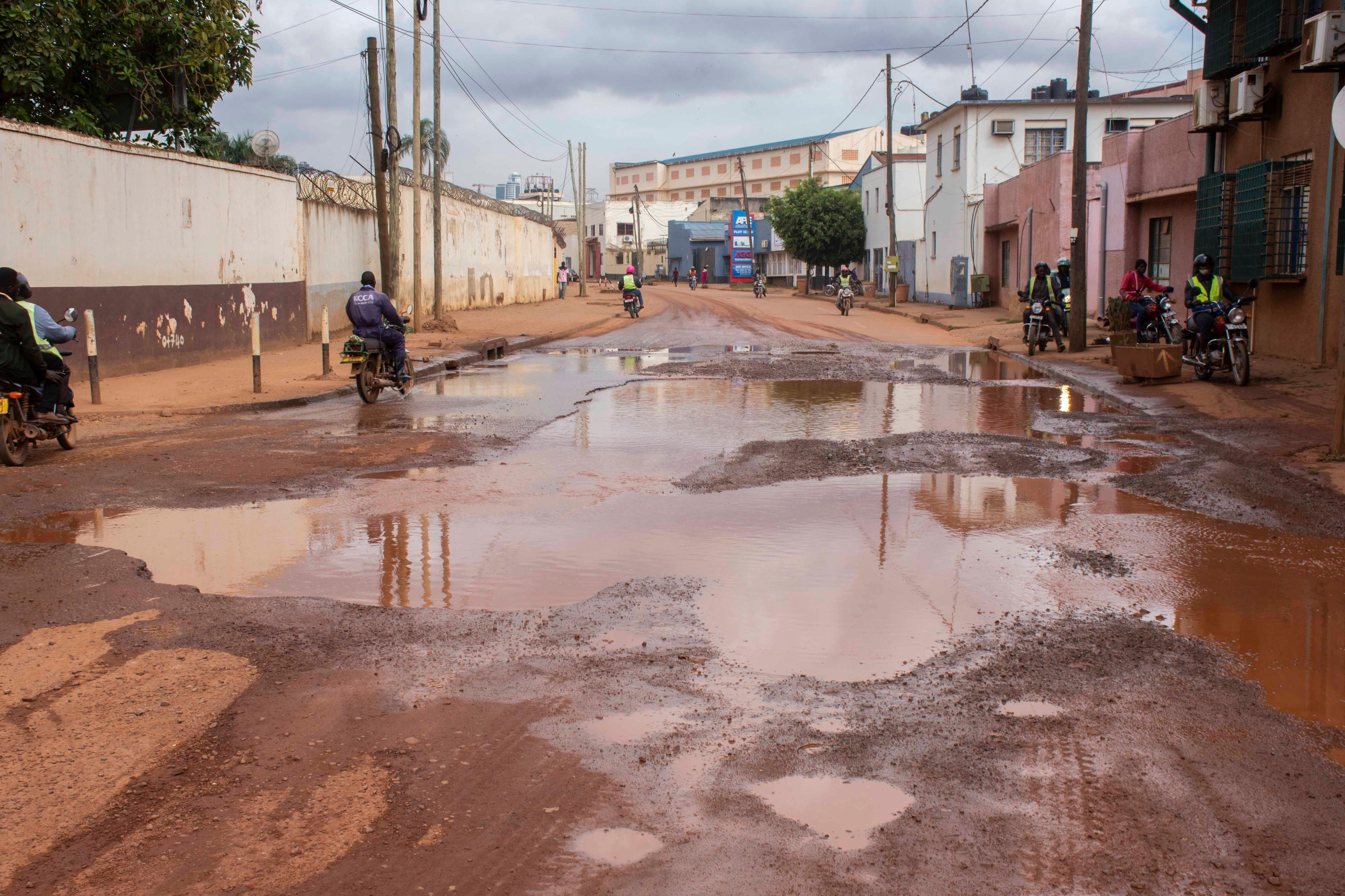 KCCA signs €250M road construction deal amidst concerns over drainage neglect